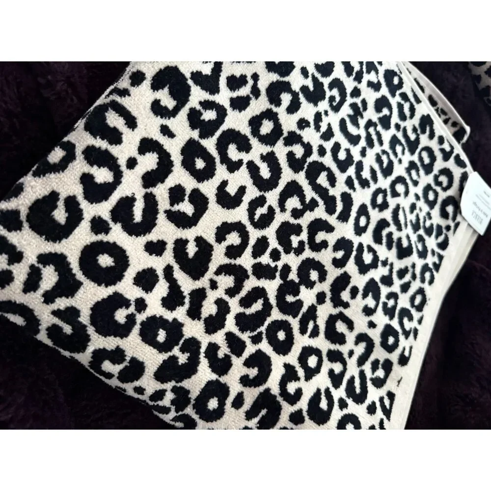 Bianca super soft LARGE Bath/beach towel reversable 100% cotton Leopard/Cheetah